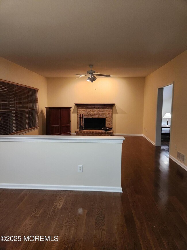 Building Photo - 42 Vardon Way