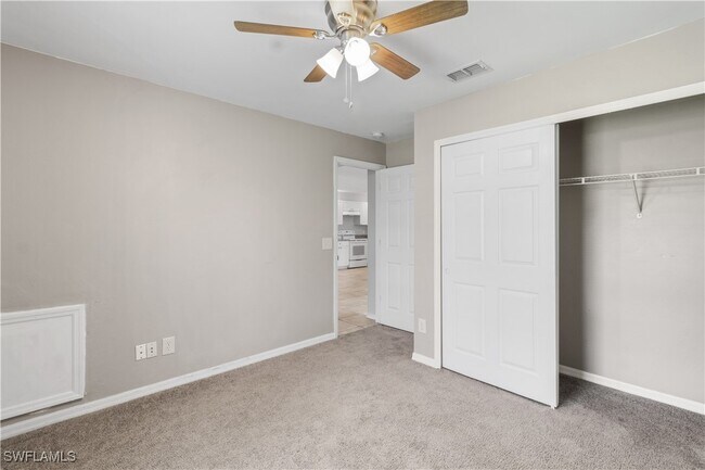 Building Photo - 4022 SW 7th Pl