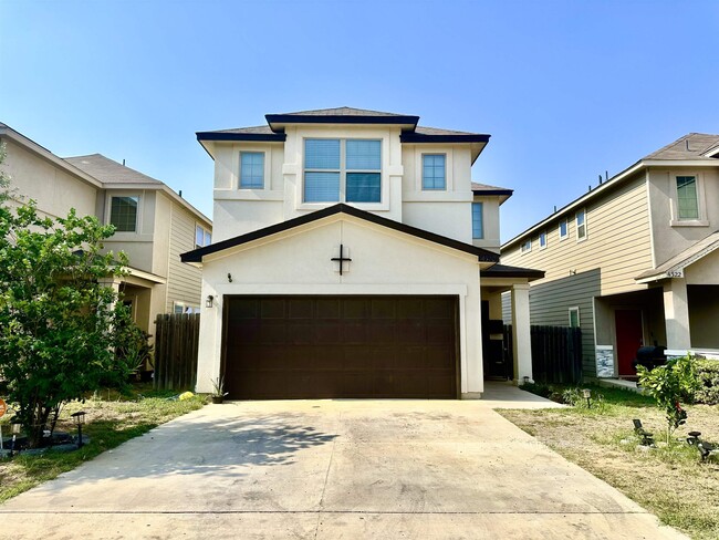 Primary Photo - 4320 Regina Dr
