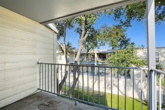 Building Photo - 4001 E NASA Pkwy