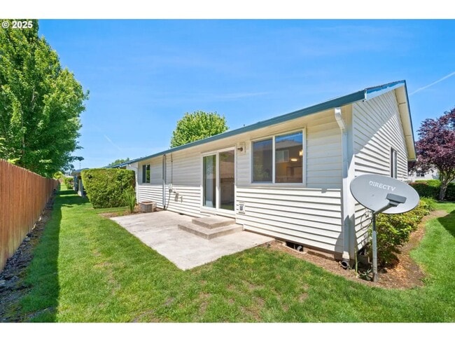 Building Photo - Northeast 21st Street