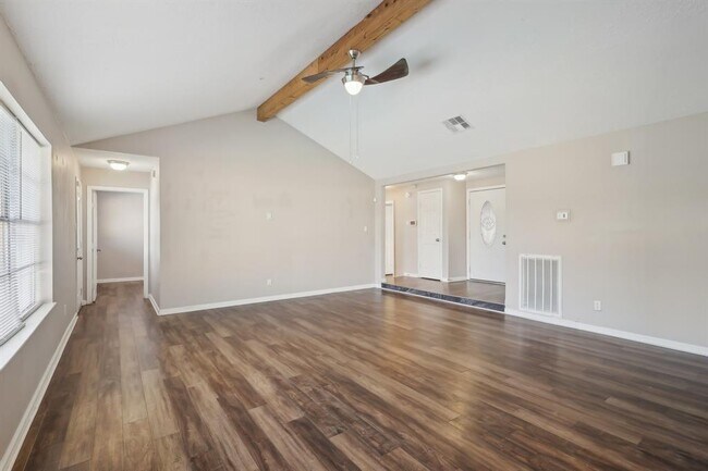Building Photo - 3212 Wavecrest St