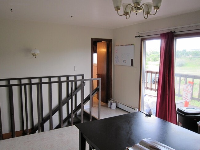 Building Photo - 16868 W 14th Pl