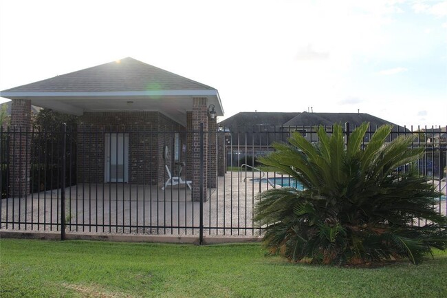 Building Photo - 8903 Keymill Dr