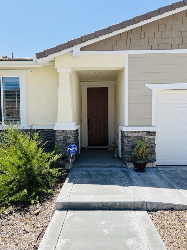 Building Photo - 24956 Ganymede Wy