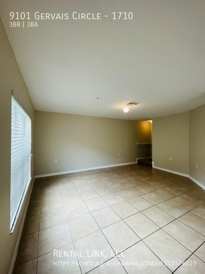 Building Photo - 9101 Gervais Cir