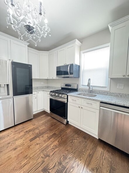Building Photo - 151 Brookdale Ave