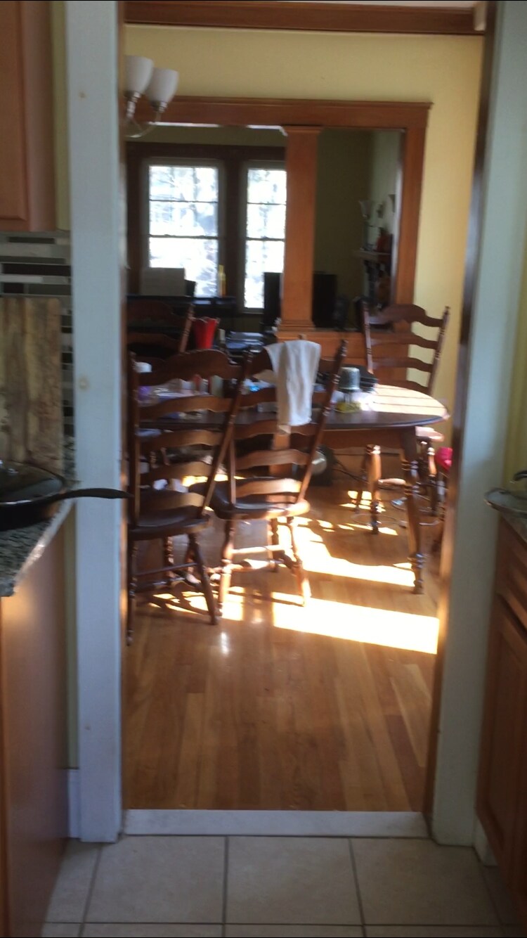 Building Photo - 74 Moraine St