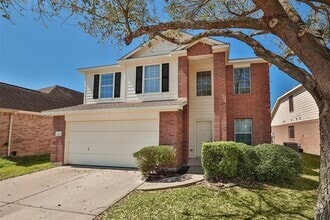 Building Photo - 20231 Niagara Falls Dr