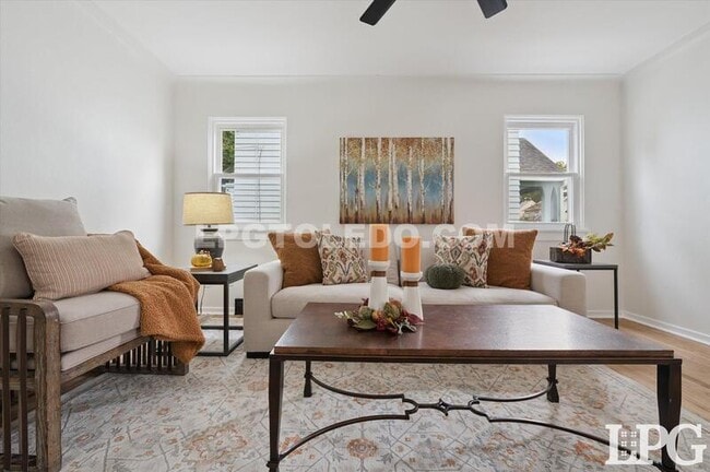 Building Photo - 2736 Northwood Ave