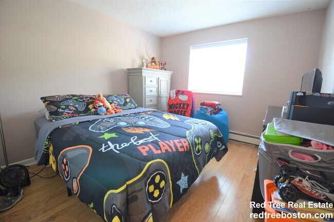 Building Photo - 5051 Washington St