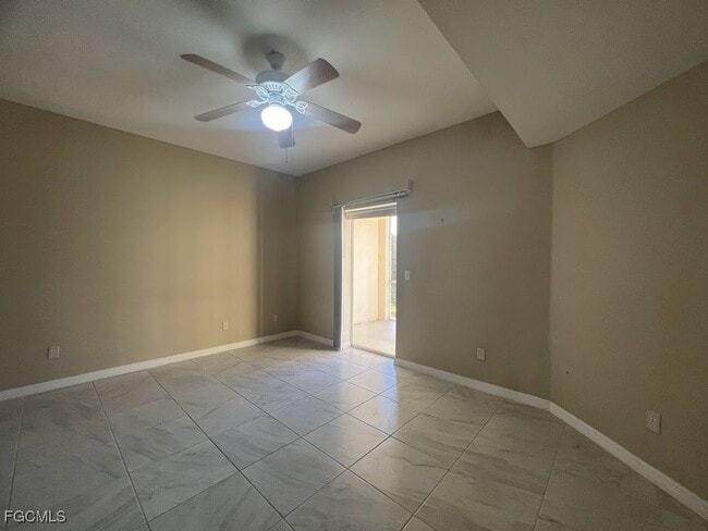 Building Photo - 5612 Rose Garden Rd