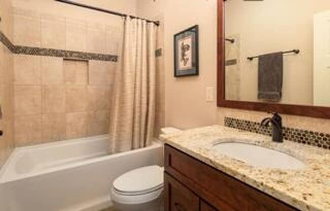 Building Photo - 3 Bedroom house in Ranch Club neighborhood