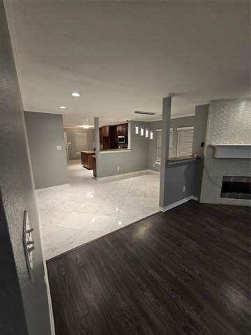 Building Photo - 700 White Fields Way