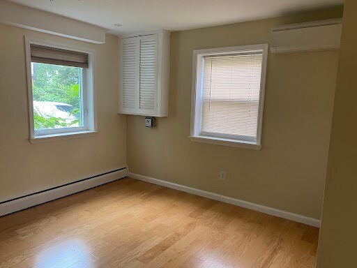 Building Photo - 3963 Fessenden St NW