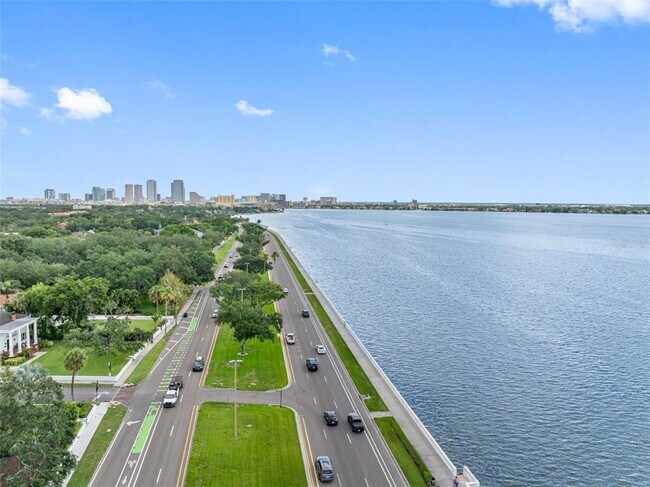 Building Photo - 2109 Bayshore Blvd