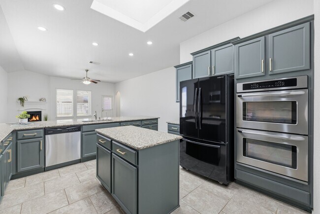 Building Photo - 3826 Daintree Park Dr