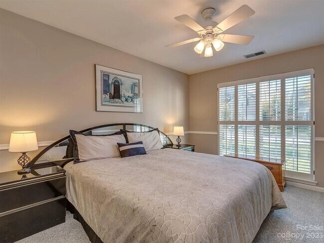 Building Photo - Partially Furnished Home for Rent