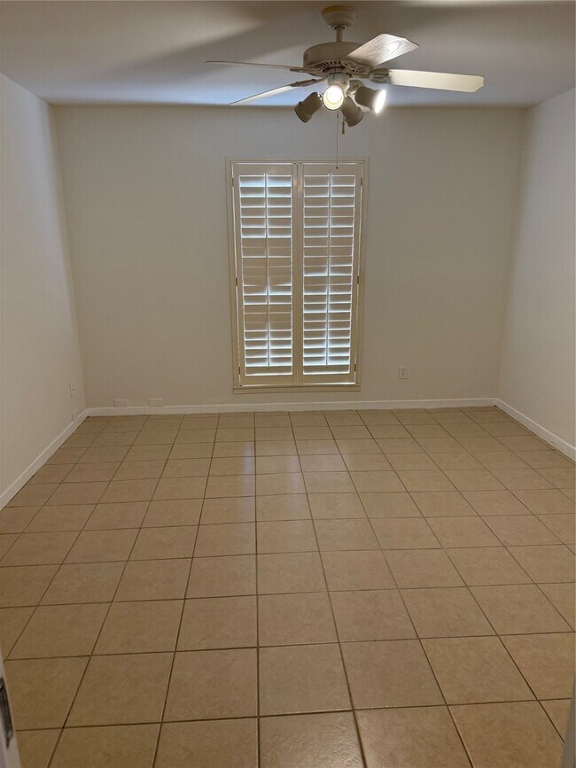 Building Photo - 2605 Marilee Ln