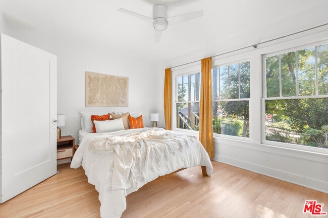 Building Photo - 4849 San Rafael Ave