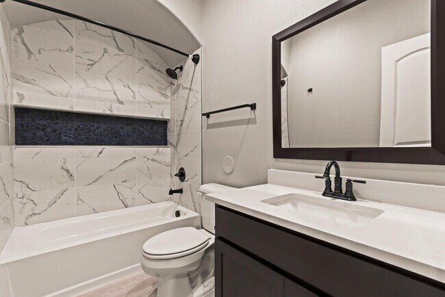 Building Photo - 13591 Hazlewood St