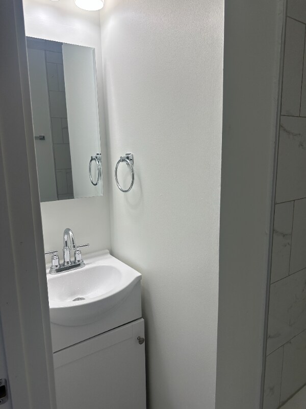 Building Photo - 5212 Harlan St