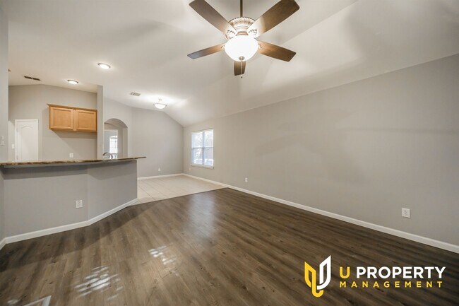 Building Photo - One-story 3B2B in Stonebridge Ranch