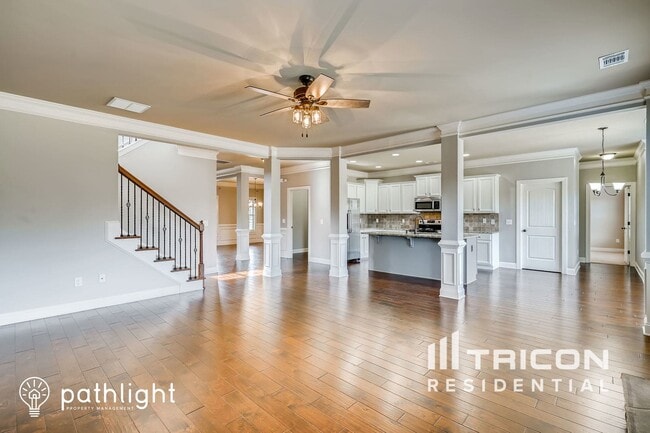 Building Photo - 2706 Holden Spring Dr