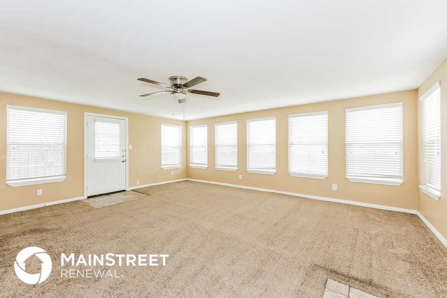 Building Photo - 2803 Forest Creek Dr