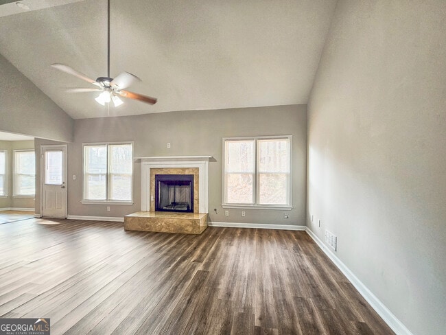 Building Photo - 1075 To Lani Dr