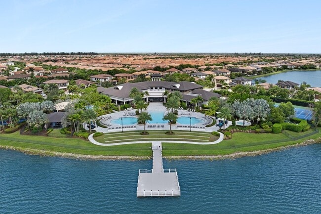Building Photo - 8545 Watercrest Cir E