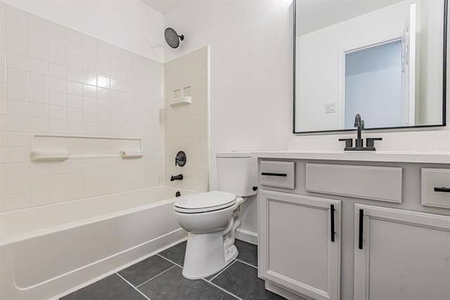 Building Photo - 1505 Kittyhawk Dr