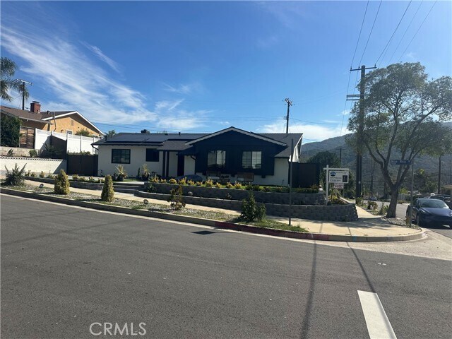 Building Photo - 9500 Mina Rica Dr