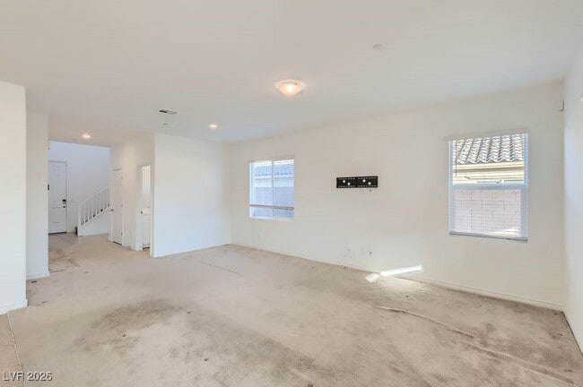 Building Photo - 1820 Pendleton Ridge St