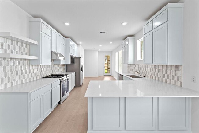 Building Photo - 6707 Sunset Velvet Dr