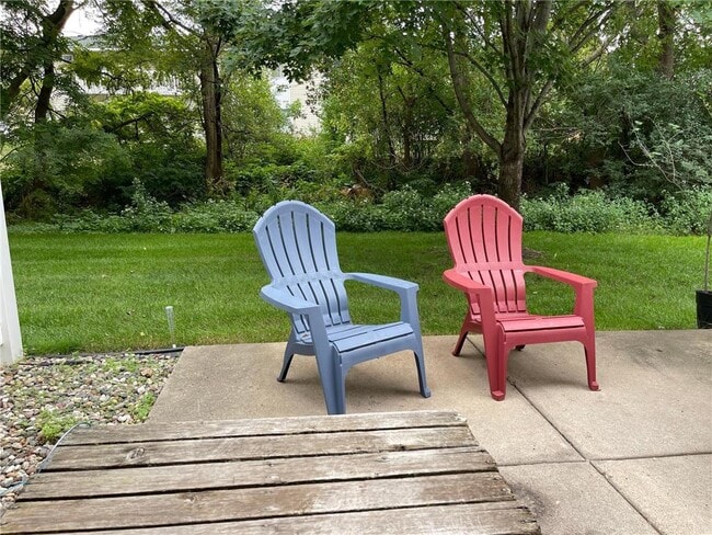 Building Photo - 16331 Timber Crest Dr SE