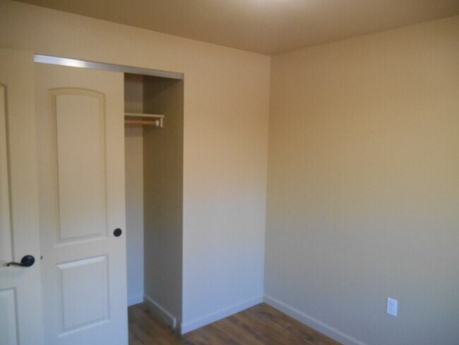 Building Photo - South Reno: Three Bedroom Home w/ RV Parking