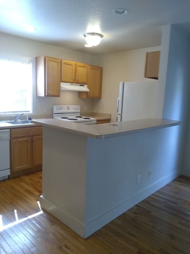 Building Photo - 2115 Jackson St