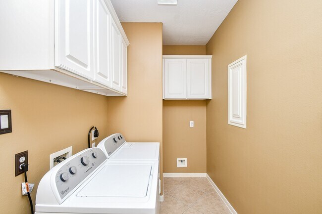 Building Photo - 22606 Blanefield Ct