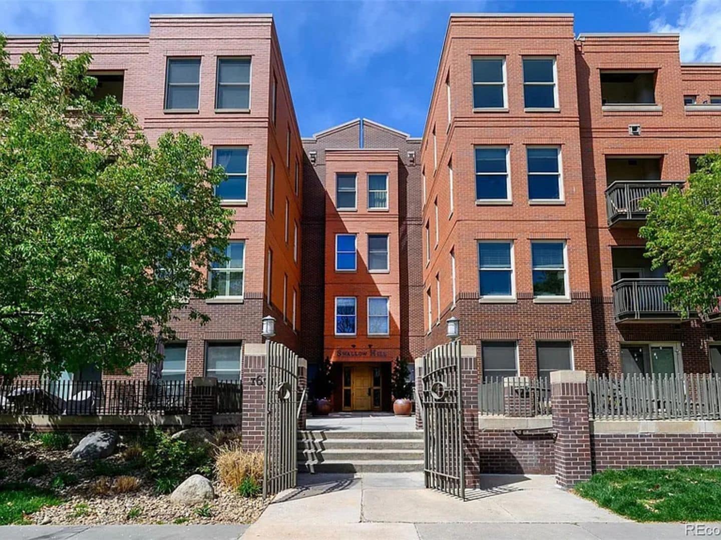 Building Photo - 1631 Emerson St