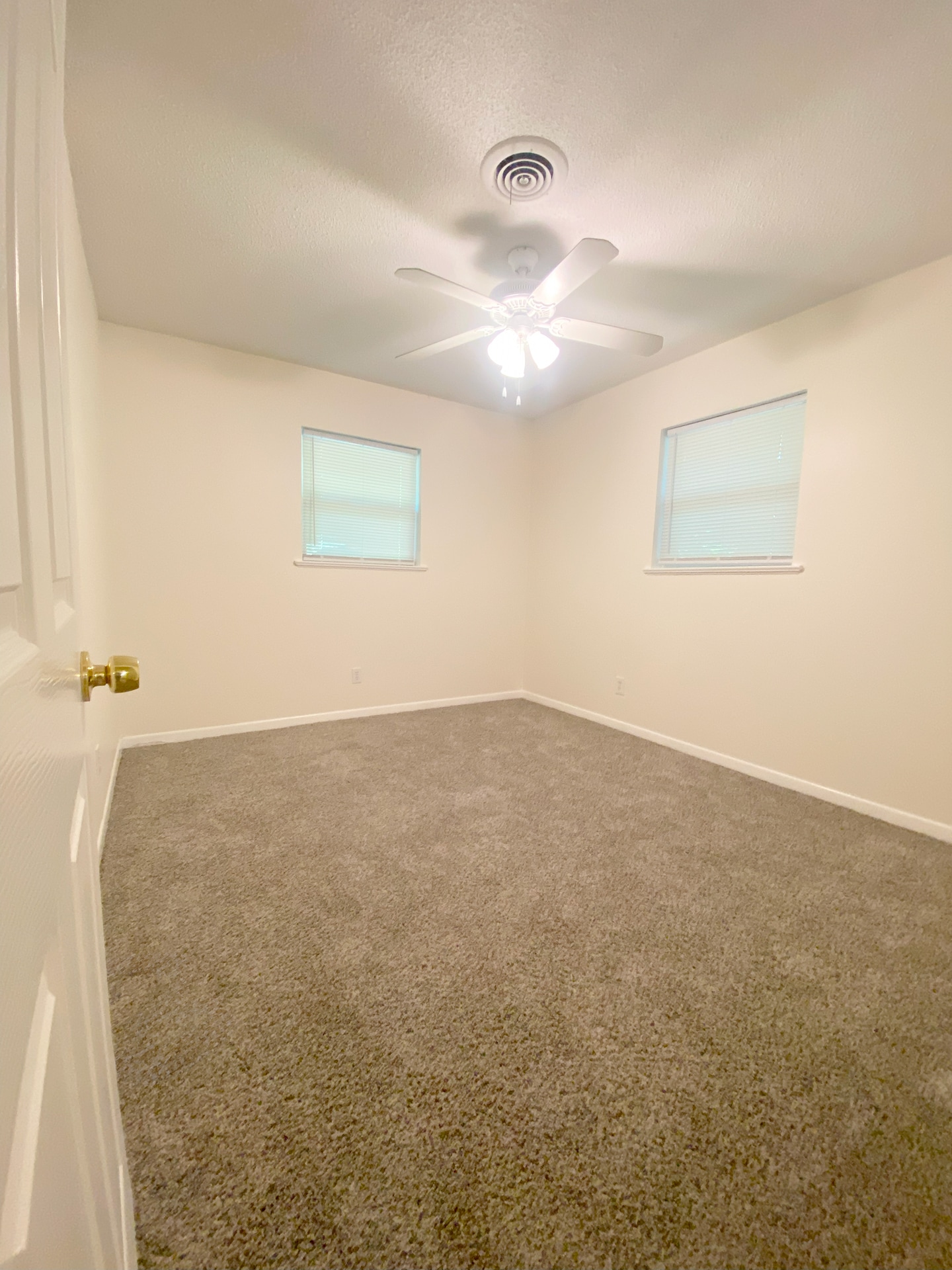 Bedroom 3 - 703 Lee St