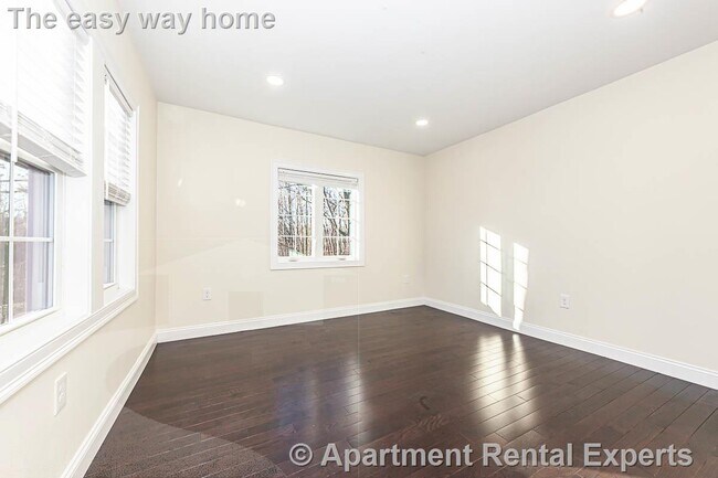 Building Photo - 48 Caldwell Rd