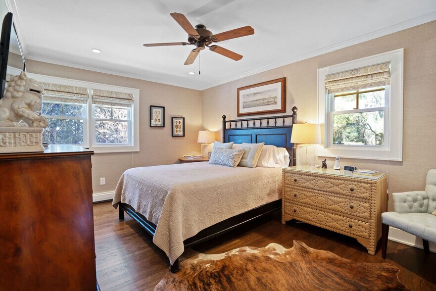 Building Photo - 810 Waterview Dr