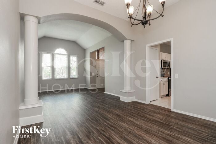 Building Photo - 1500 Park Chase Ave