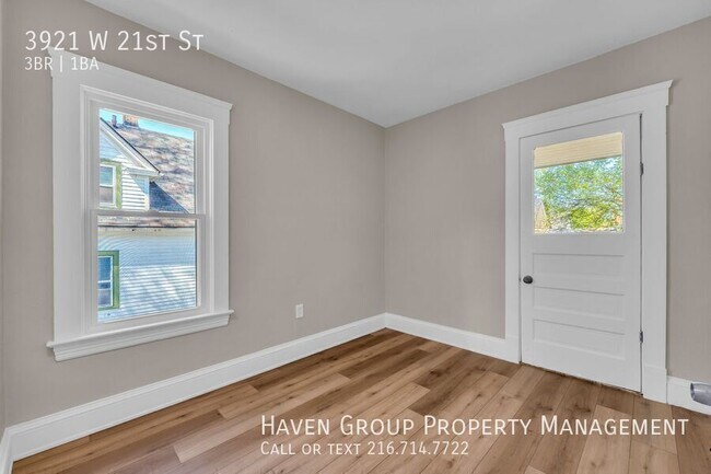 Building Photo - 3921 W 21st St