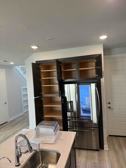 Building Photo - 2205 Stampede Dr