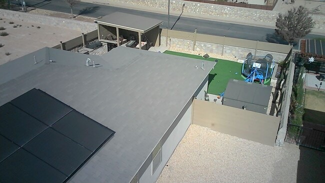 Building Photo - Mescal Bean