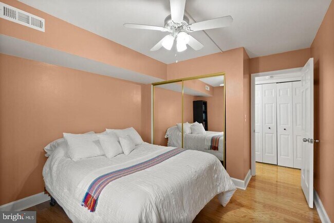 Building Photo - 7651 Tremayne Pl