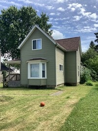 Building Photo - 1208 Howard St