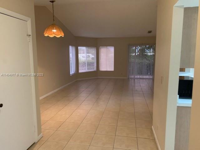 Building Photo - 815 Boynton Beach Blvd